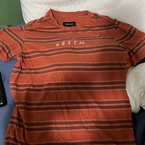 Britton tee shirt size small